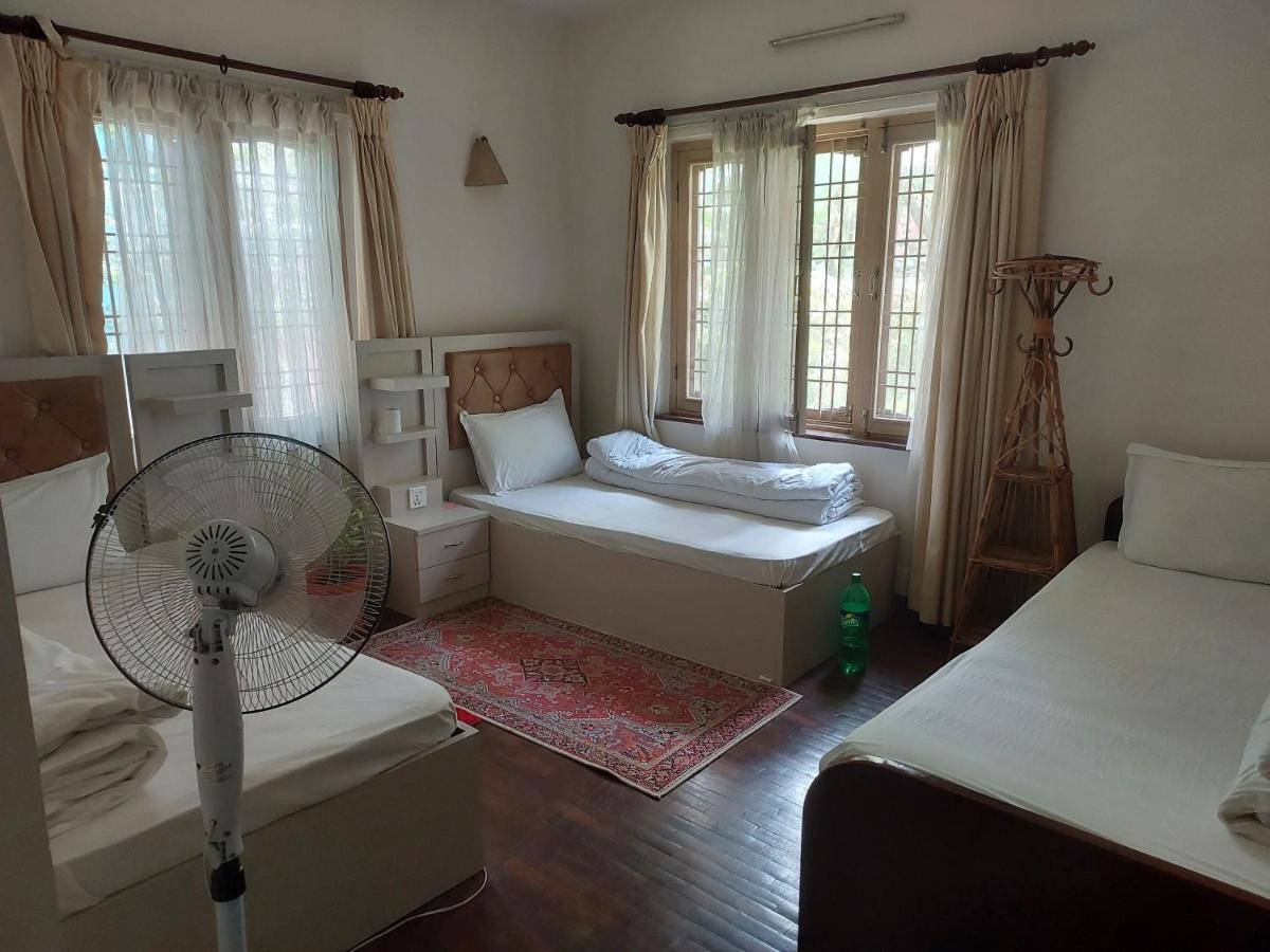 Lalitpur Nepal Christian Guest House מראה חיצוני תמונה